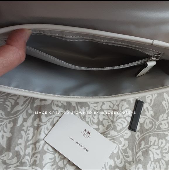 New Coach Taylor City Straw Clutch with White, & Python Embossed Trim Wristlet - Picture 7 of 8